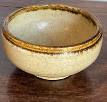 Load image into Gallery viewer, Heber Mathews Stoneware Bowl