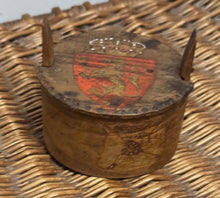 Load image into Gallery viewer, A Norwegian Tine