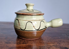 Load image into Gallery viewer, Winchcombe Pottery: Handled Slipware Bowl with Lid