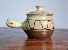 Load image into Gallery viewer, Winchcombe Pottery: Handled Slipware Bowl with Lid