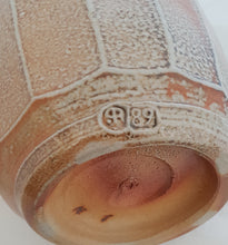 Load image into Gallery viewer, Phil Rogers Studio Pottery Vase
